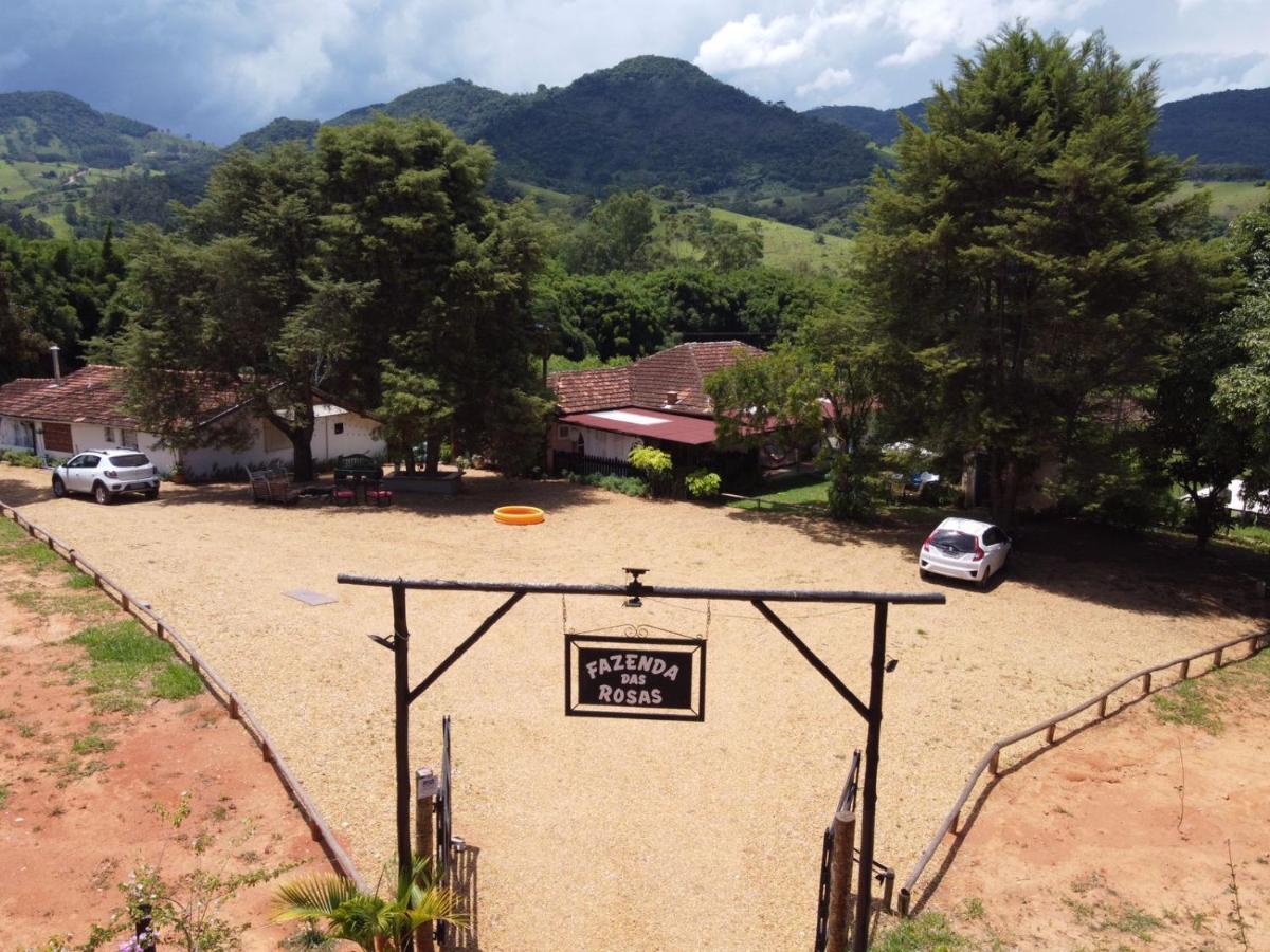 ゴンサウヴェス Fazenda Das Rosas Casa De Charmeヴィラ エクステリア 写真