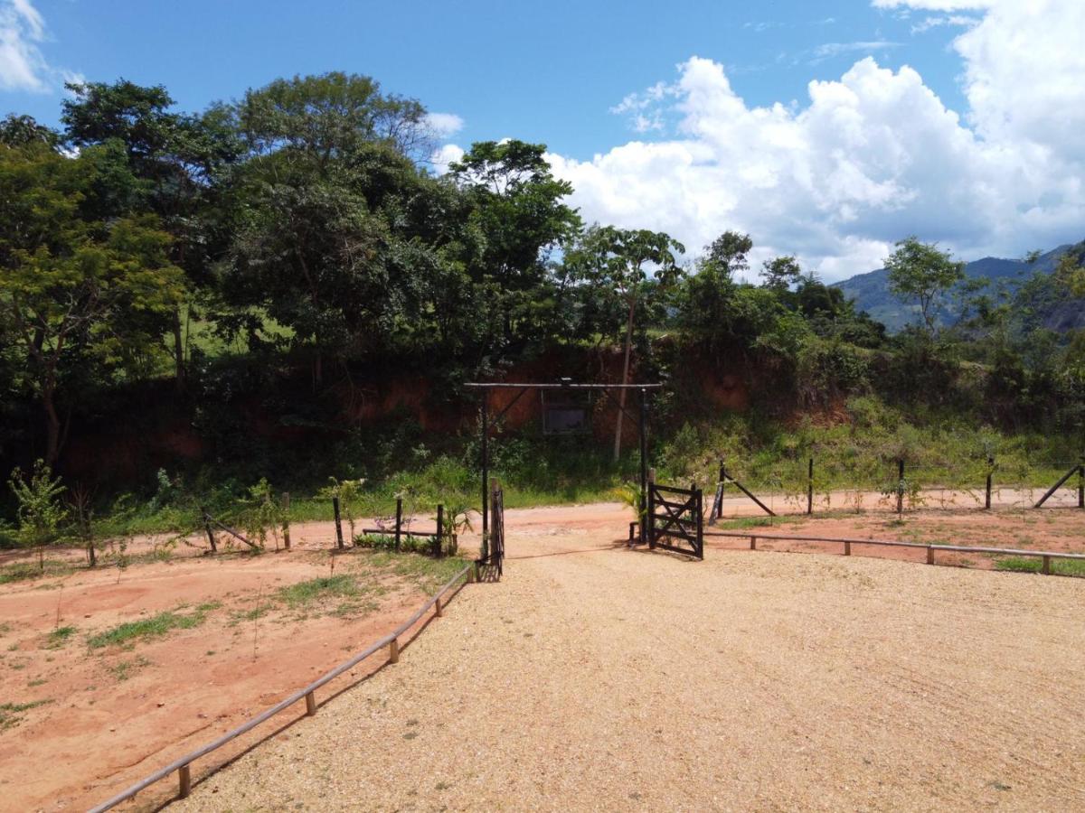 ゴンサウヴェス Fazenda Das Rosas Casa De Charmeヴィラ エクステリア 写真